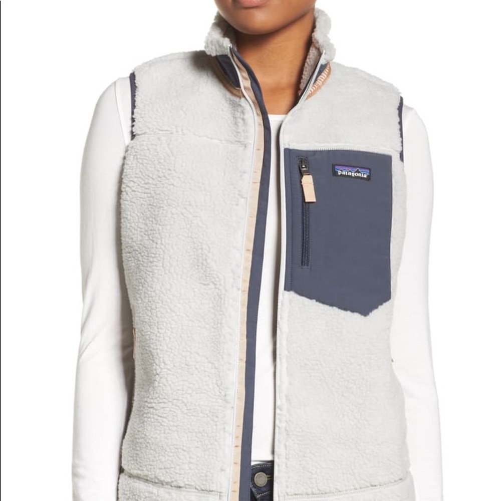 Patagonia Women’s Classic Retro-X Fleece Vest